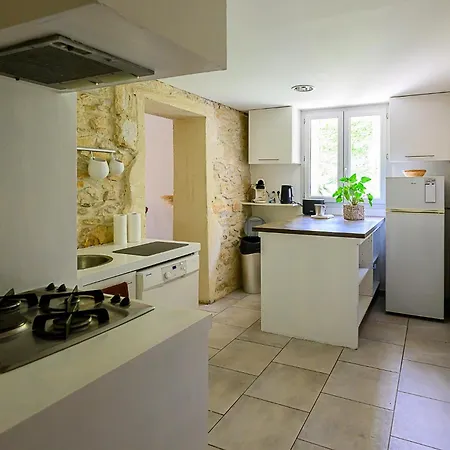 Holiday home Maison De Village, Clim *