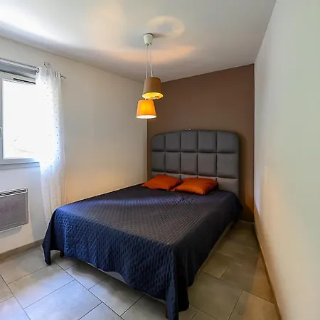 Maison De Village, Clim Holiday home