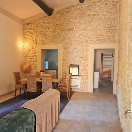 Maison De Village, Clim Holiday home Bernis