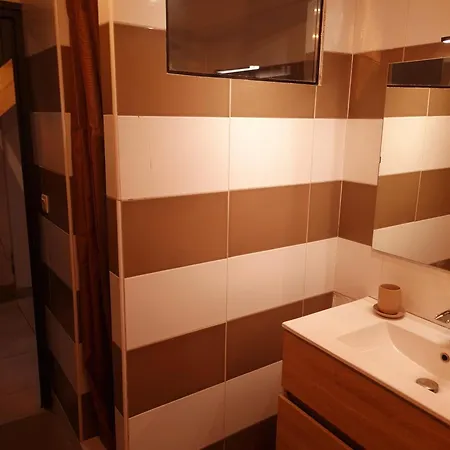 Maison De Village, Clim Holiday home