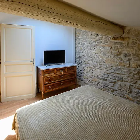 Maison De Village, Clim