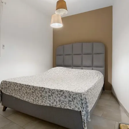 Maison De Village, Clim Bernis